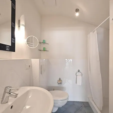 Apartment 13 Fuer Bis Zu Sechs Personen